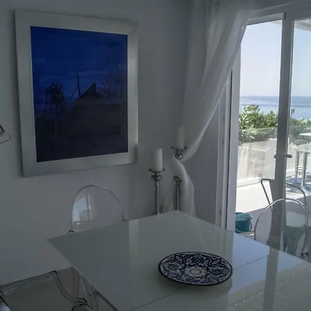 Beach-front Bahia Dorada